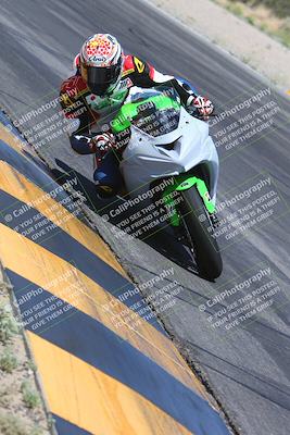 media/Apr-13-2024-SoCal Trackdays (Sat) [[f1617382bd]]/8-Turn 3 Inside (1145am)/